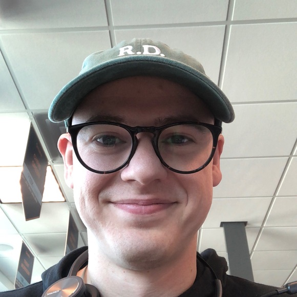 Meet your Posher, Tyler - Picture 1 of 1